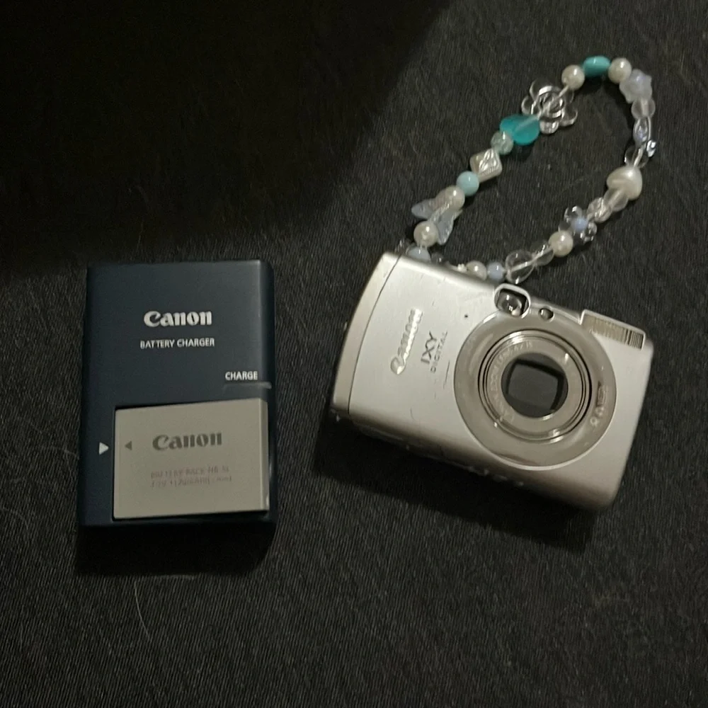 canon ixy810